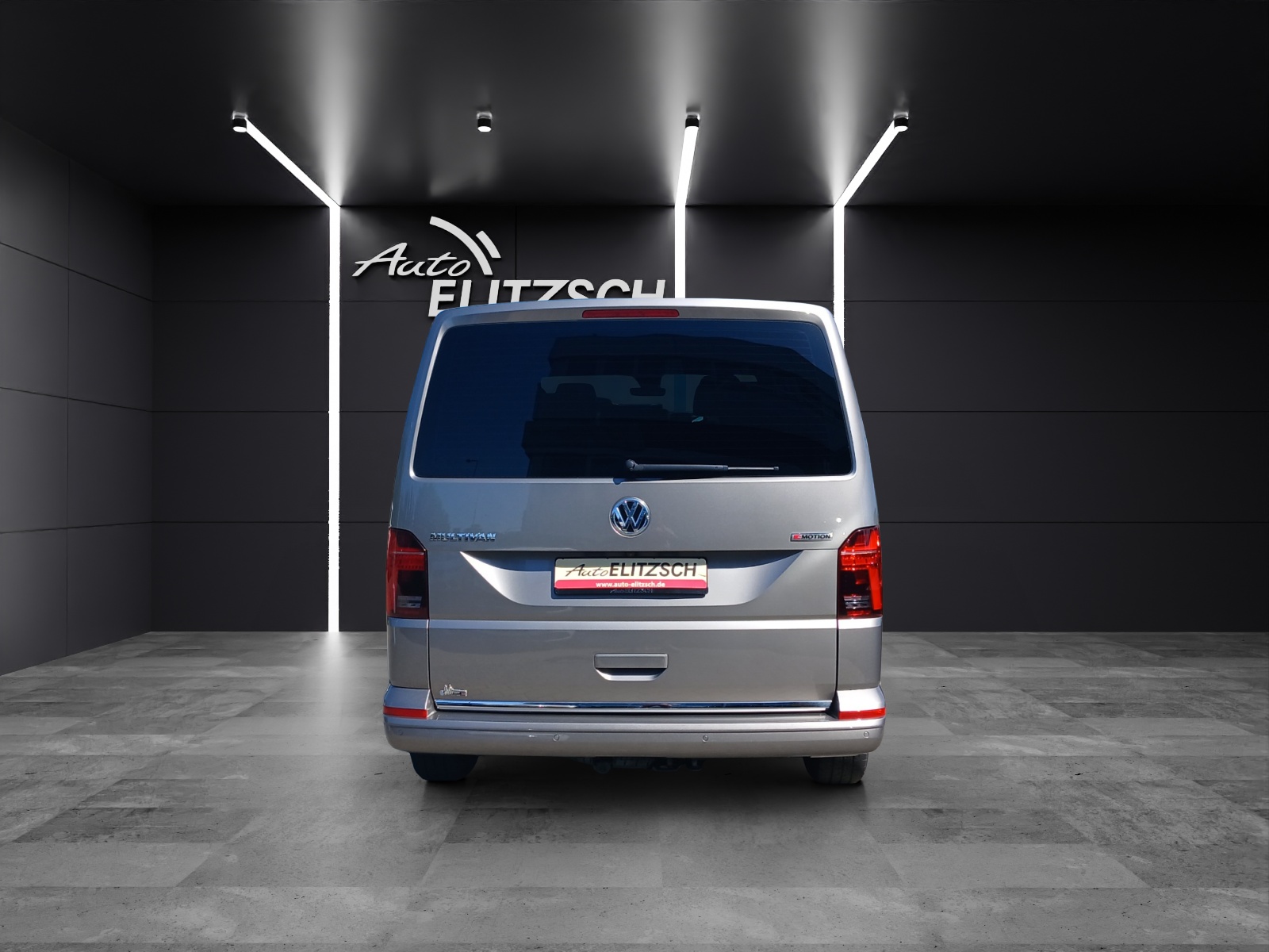 Fahrzeugabbildung Volkswagen T6 Multivan T6.1 TDI DSG 4-M Generation-Six STH LED AHK Navi Leder AID ACC RFK
