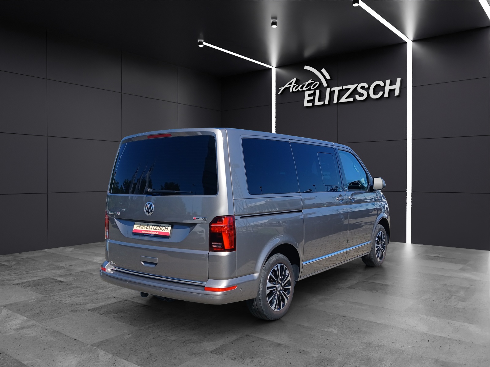 Fahrzeugabbildung Volkswagen T6 Multivan T6.1 TDI DSG 4-M Generation-Six STH LED AHK Navi Leder AID ACC RFK