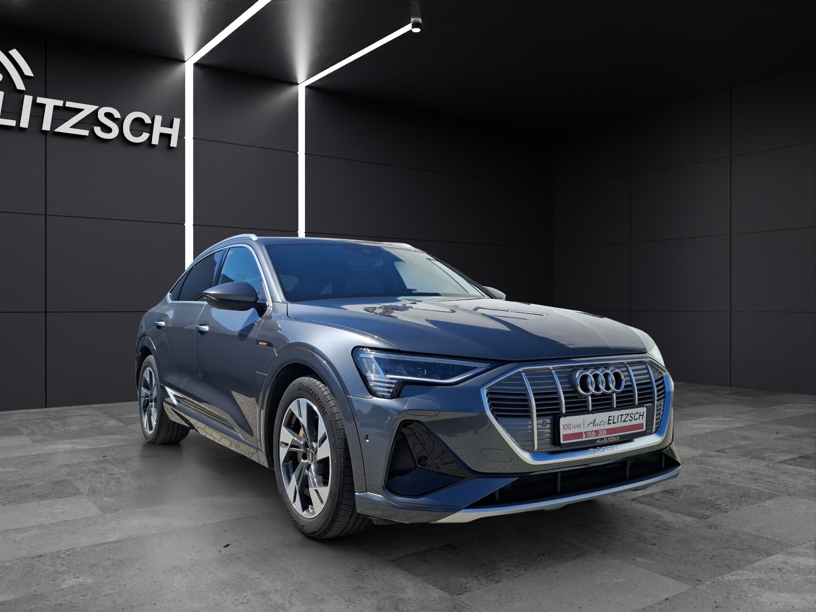 Fahrzeugabbildung Audi e-tron Sportback 50 S line MATRIX LUFT ACC PANO Kamera 360