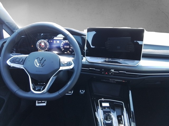 Fahrzeugabbildung Volkswagen Golf VIII eTSI Edition 50 DSG Matrix AHK Pano HUD Kamera DCC ACC