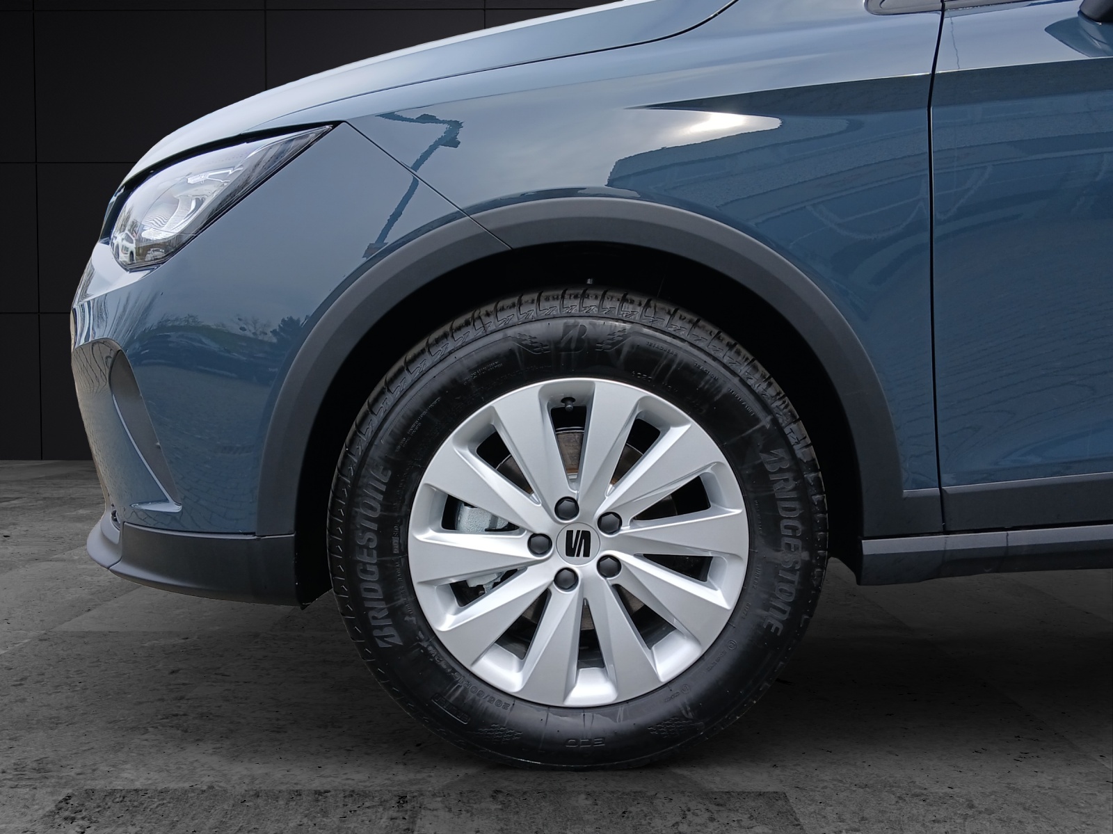 Fahrzeugabbildung SEAT Arona Road Edition LED Navi Sitzh.