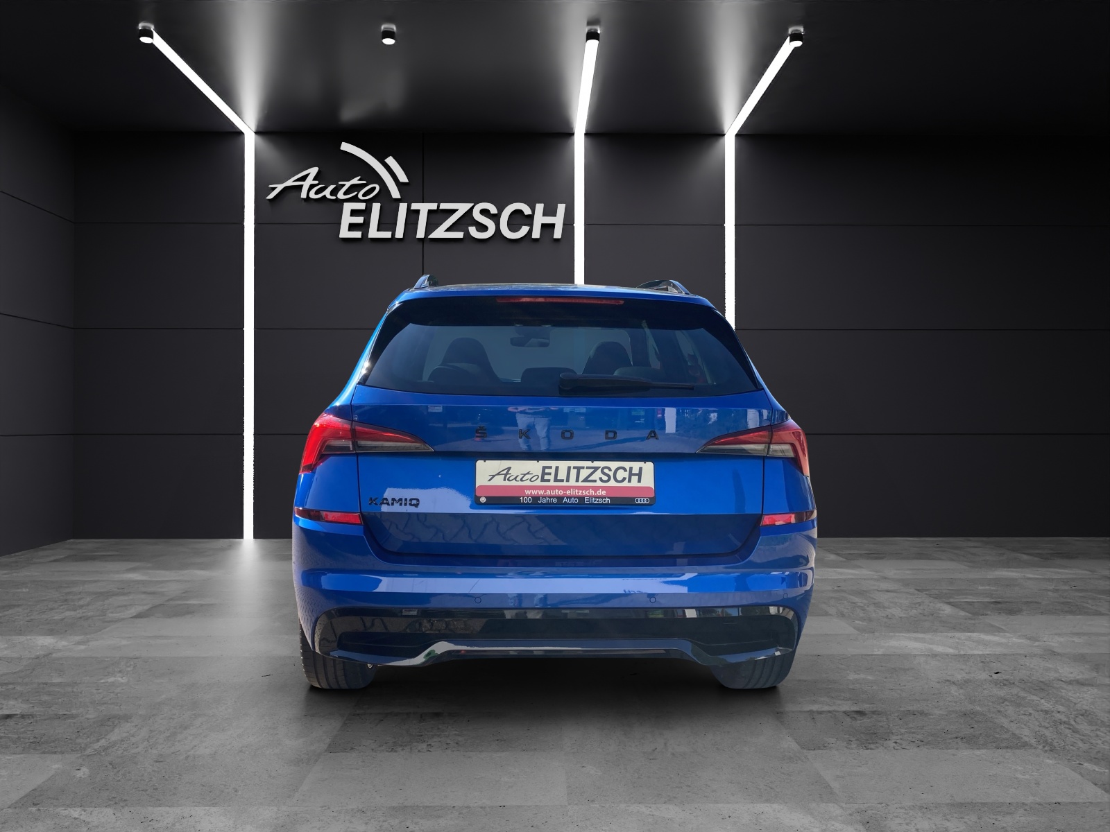Fahrzeugabbildung SKODA Kamiq TSI Monte Carlo LED AHK Navi AID Pano ACC SH 18