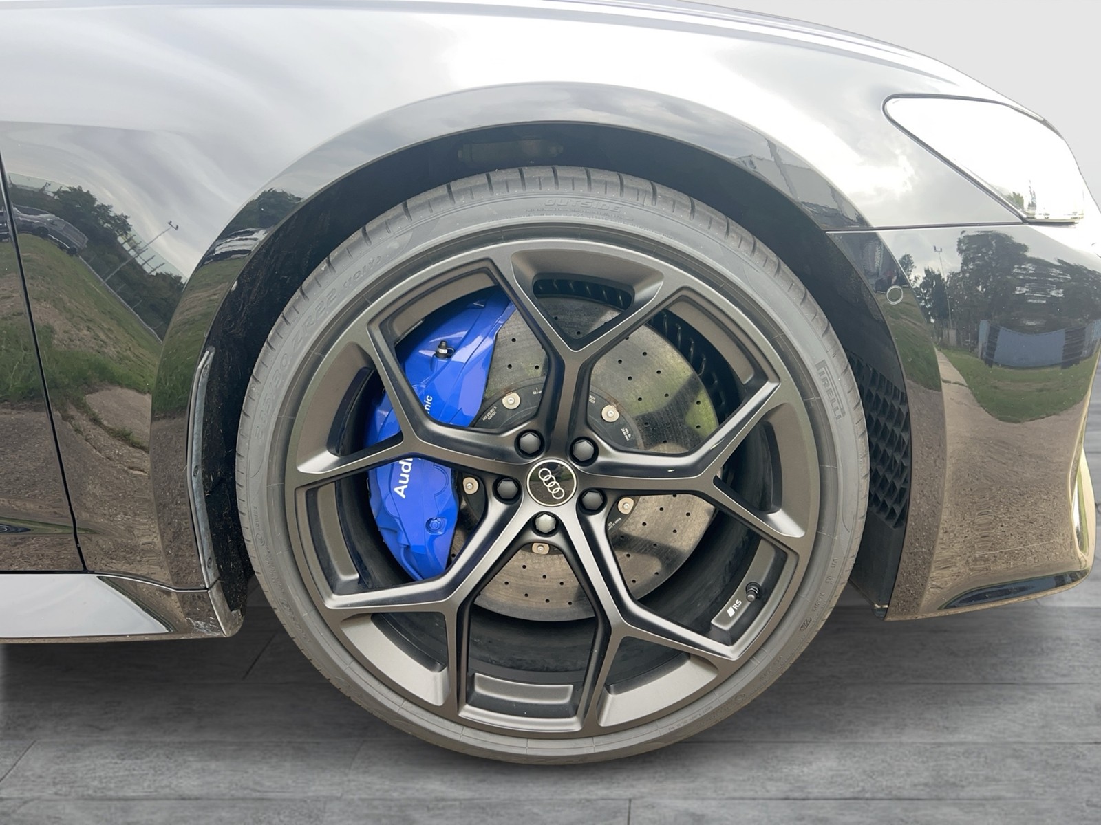 Fahrzeugabbildung Audi RS 6 Avant ASG 3 J./150t km RS-Dynamikpaket plus