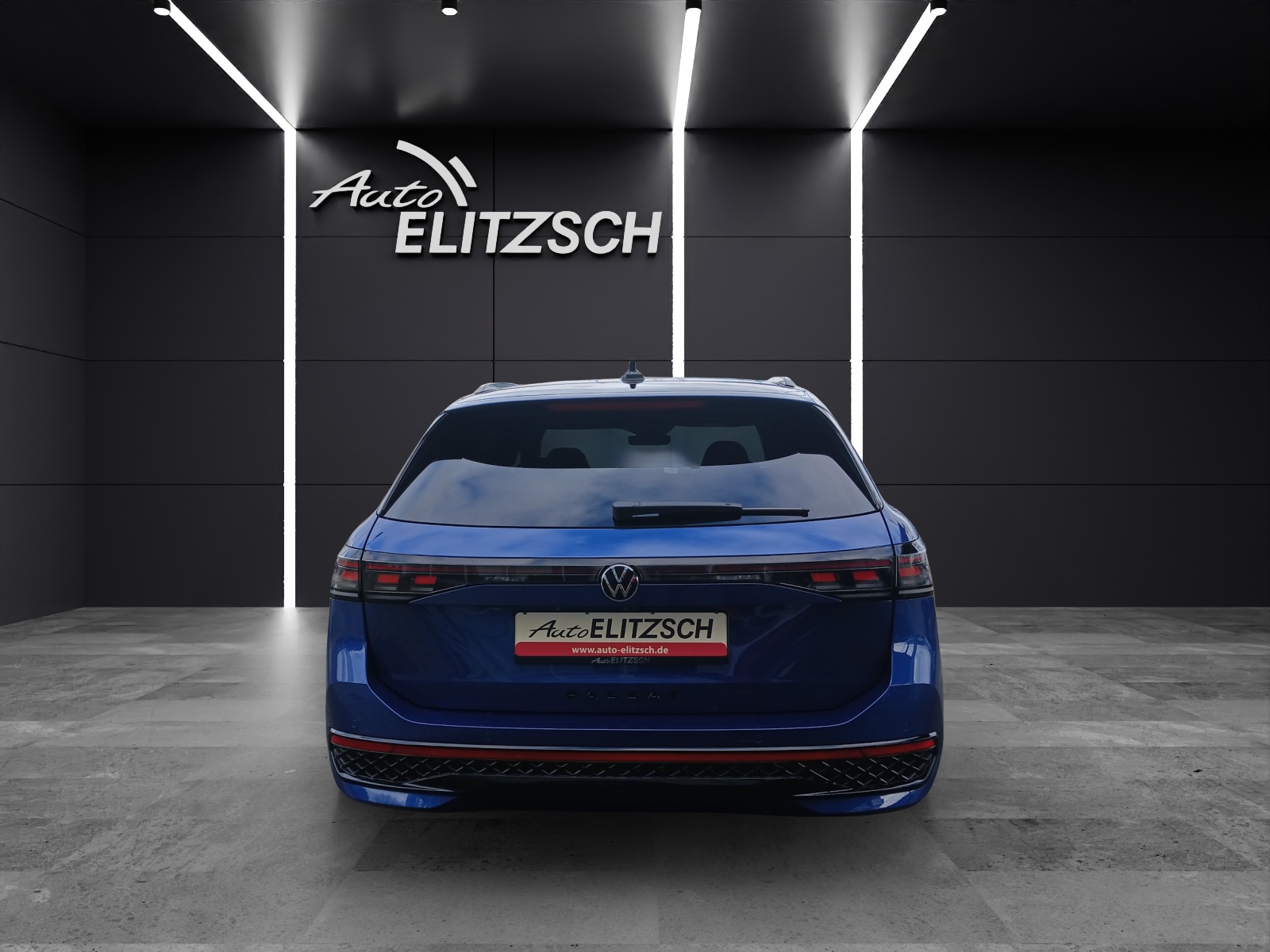 Fahrzeugabbildung Volkswagen Passat TDI DSG R-Line Signature MATRIX ACC DCC AHK HUD AID NAVI