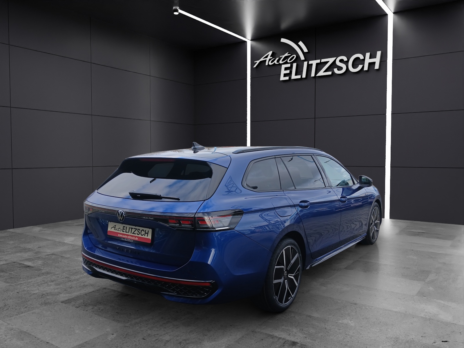Fahrzeugabbildung Volkswagen Passat TDI DSG R-Line Signature MATRIX ACC DCC AHK HUD AID NAVI