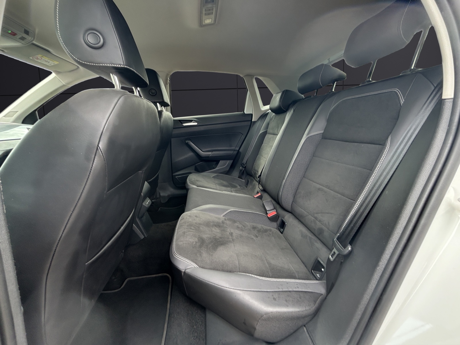 Fahrzeugabbildung Volkswagen Polo Style TSI DSG IQ.Light ACC SH PDC AppConnect Ambiente Navi