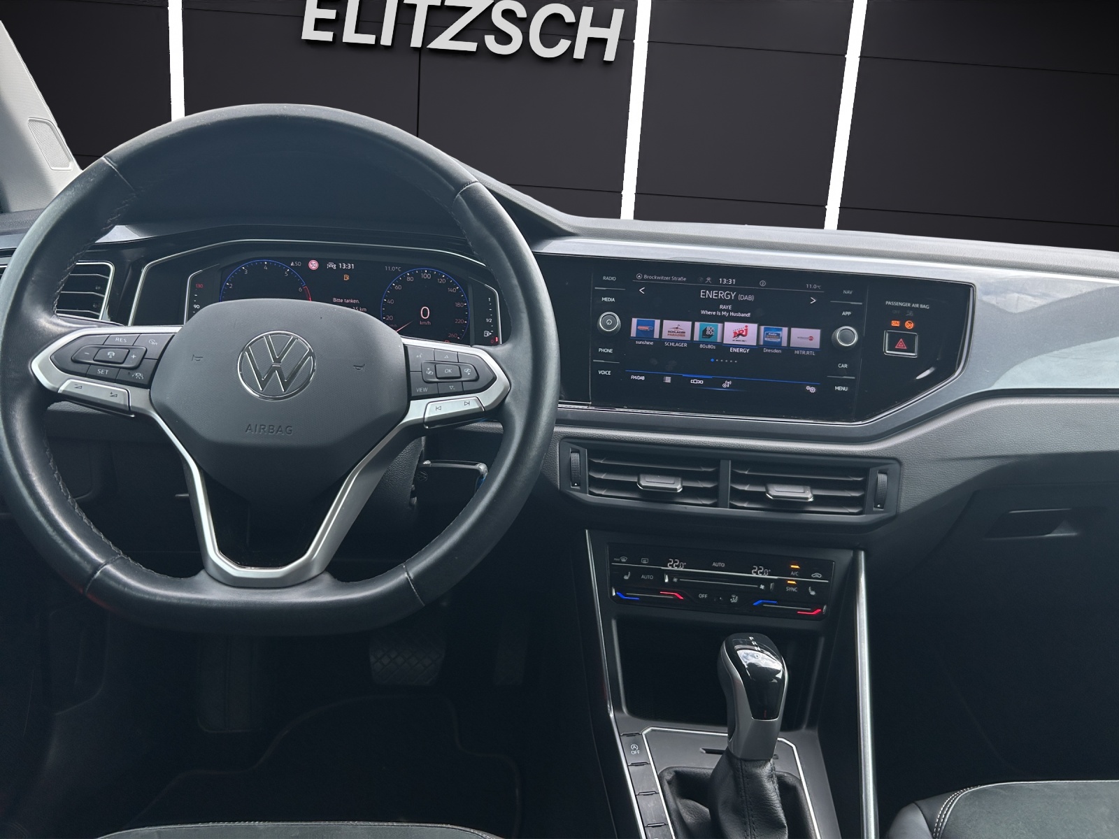 Fahrzeugabbildung Volkswagen Polo Style TSI DSG IQ.Light ACC SH PDC AppConnect Ambiente Navi