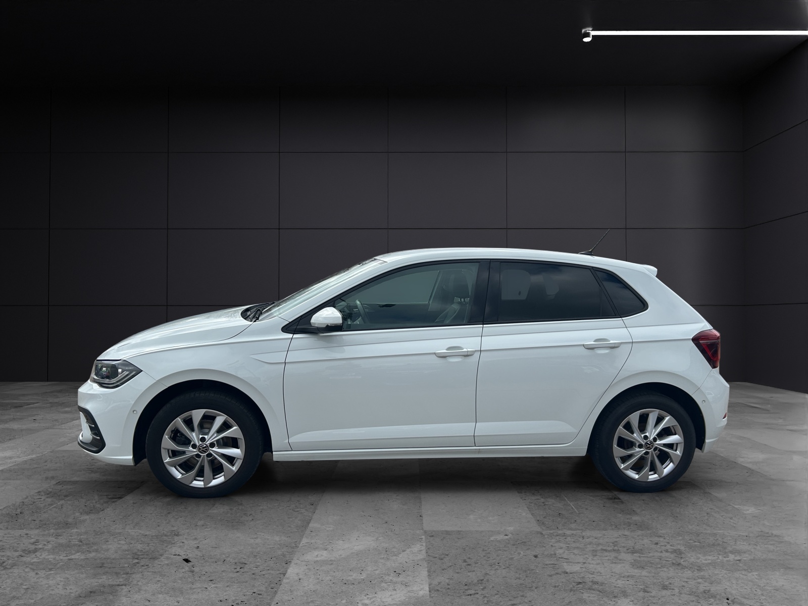 Fahrzeugabbildung Volkswagen Polo Style TSI DSG IQ.Light ACC SH PDC AppConnect Ambiente Navi