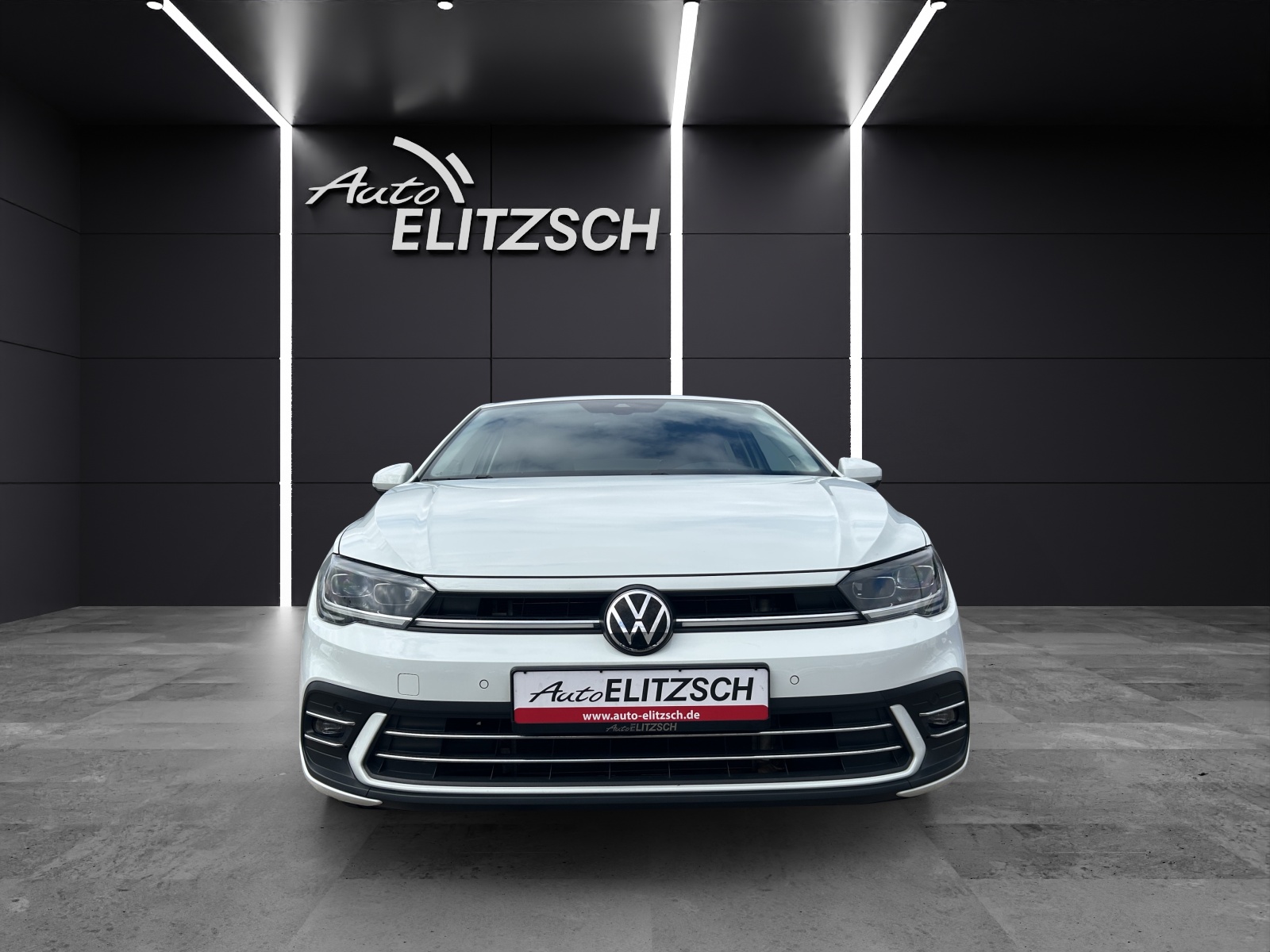 Fahrzeugabbildung Volkswagen Polo Style TSI DSG IQ.Light ACC SH PDC AppConnect Ambiente Navi