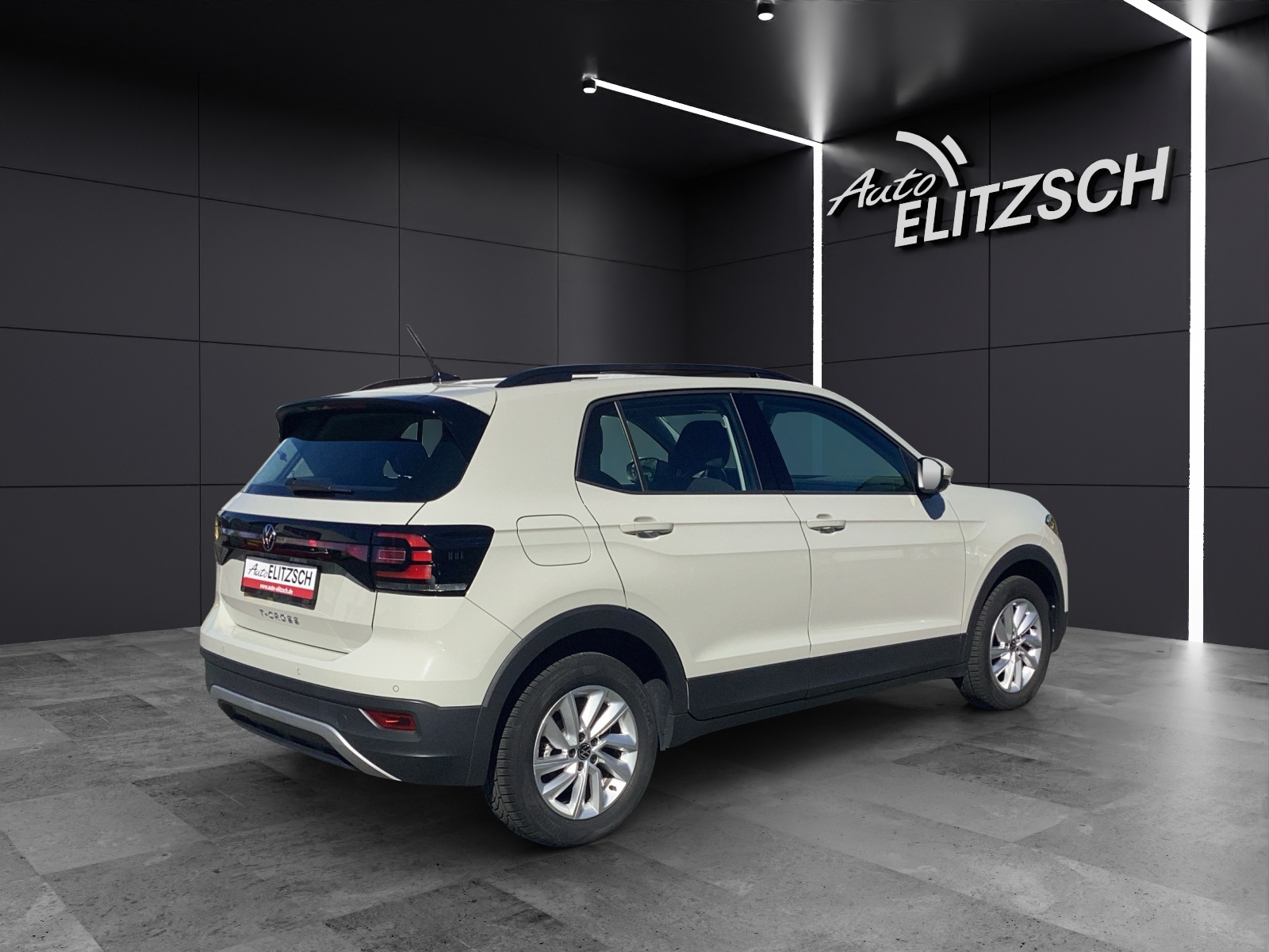Fahrzeugabbildung Volkswagen T-Cross Life Navi Climatronic PDC SH LM