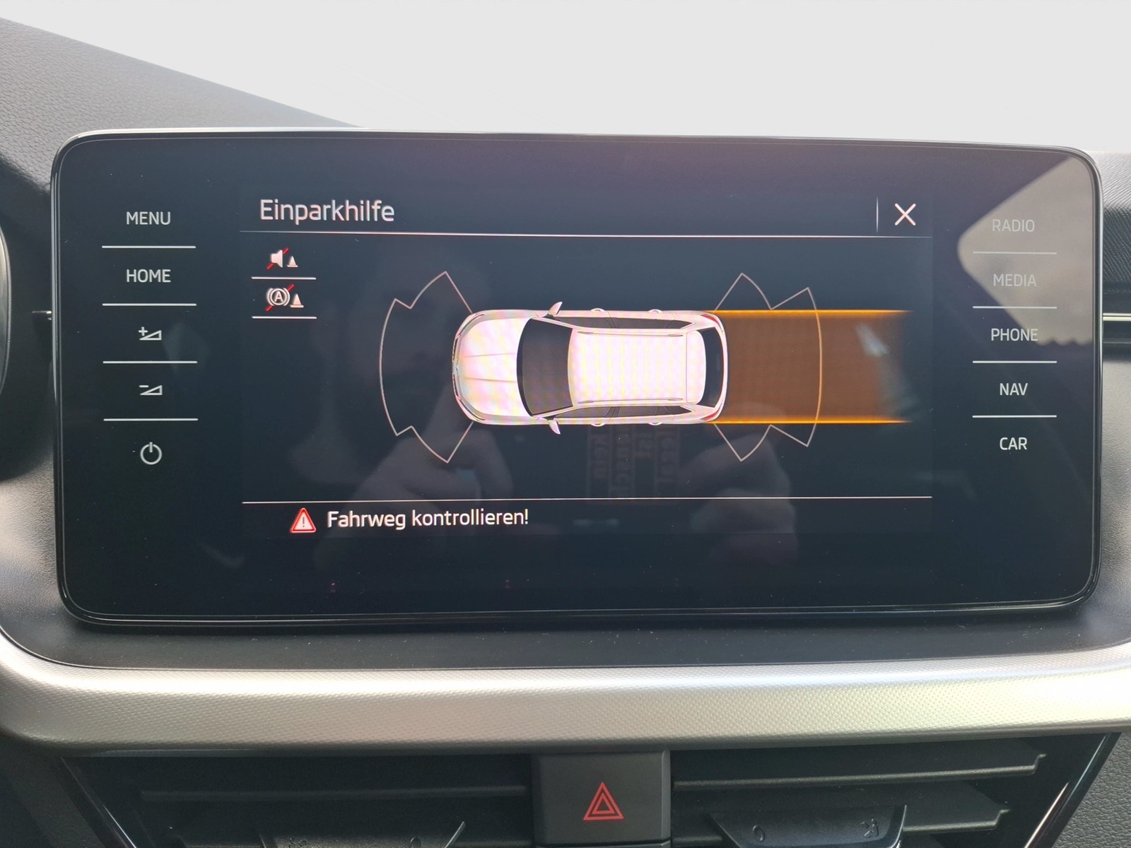 Fahrzeugabbildung SKODA Kamiq TSI Ambition Navi VC GRA PDC SH LM