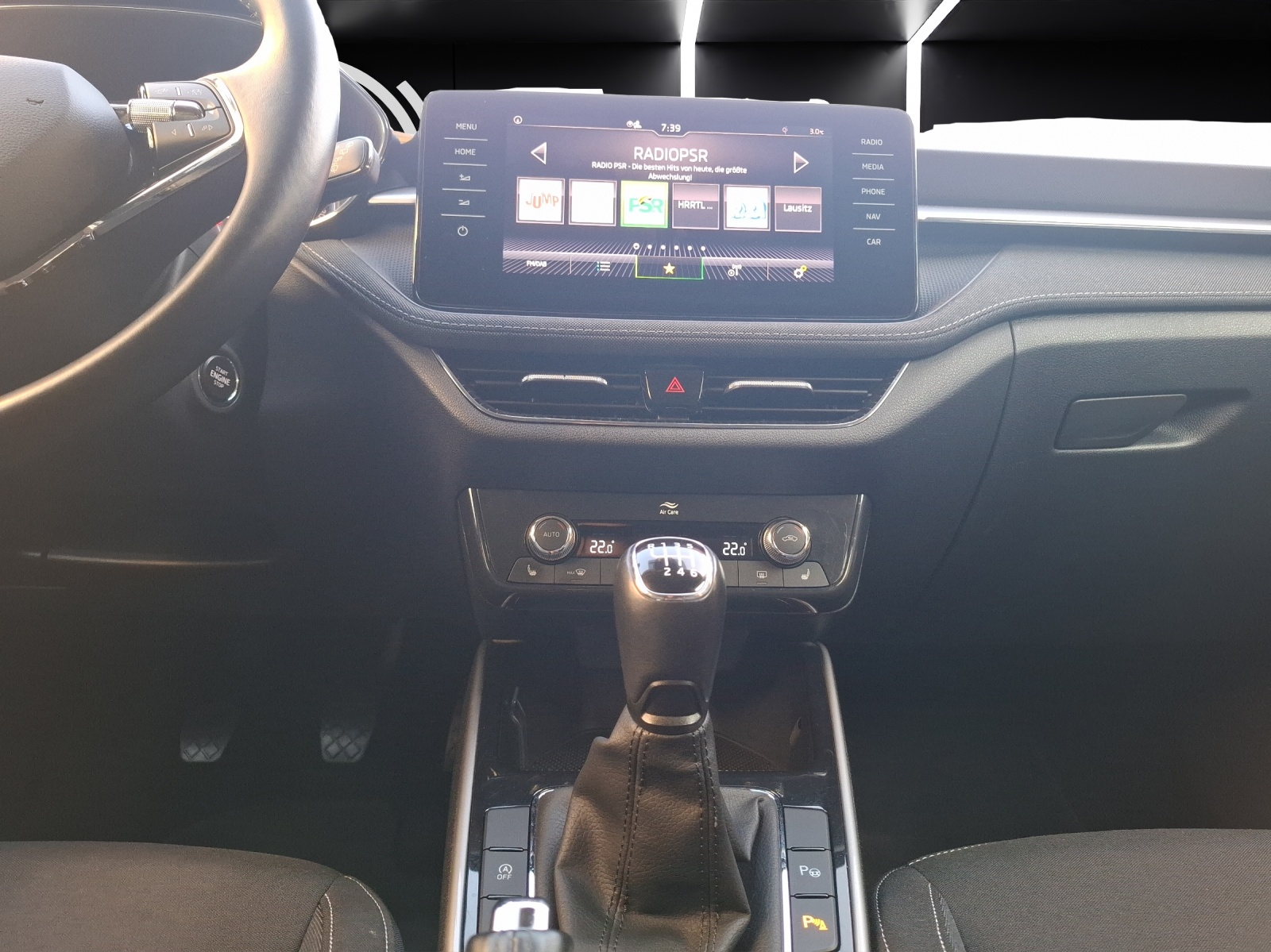 Fahrzeugabbildung SKODA Fabia TSI Style LED Navi AID ACC RFK SH LM