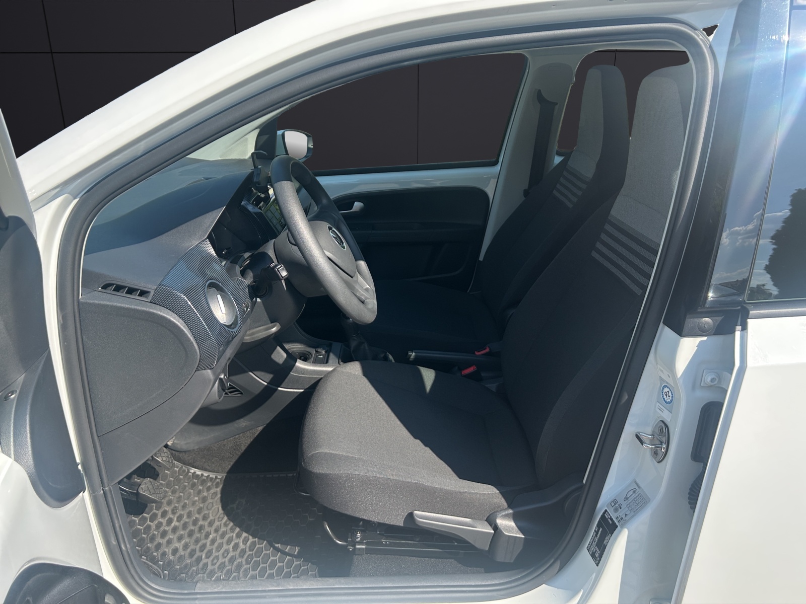 Fahrzeugabbildung Volkswagen up! GRA NSW REAR VIEW CLIMATRONIC