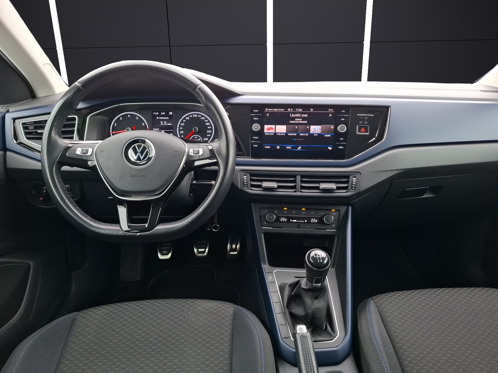 Fahrzeugabbildung Volkswagen Polo TSI United Navi Climatronic SH LM