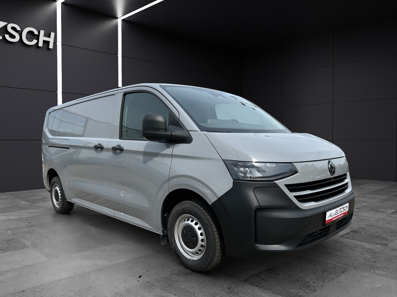Fahrzeugabbildung Volkswagen e-Transporter Kasten BEV 100 kW LR, AHK, RFK, Fahrerassistenz-Paket