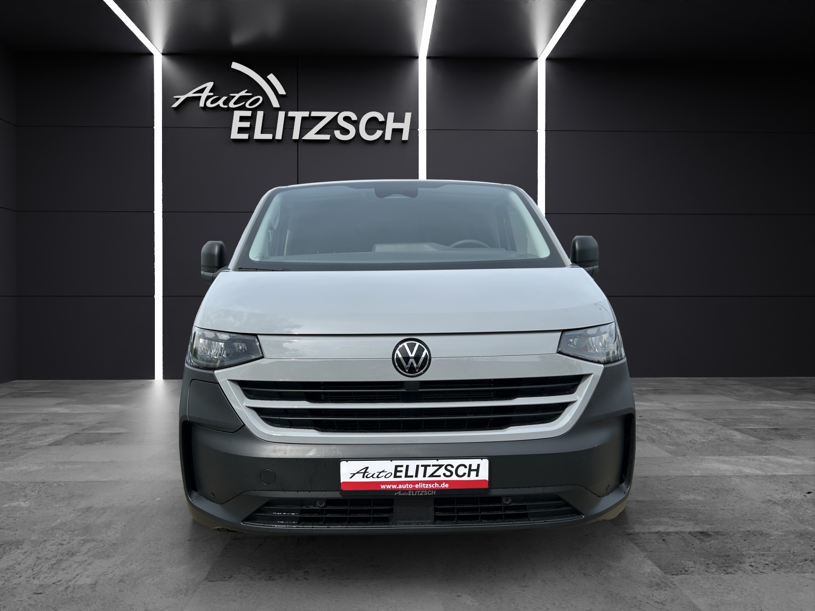 Fahrzeugabbildung Volkswagen e-Transporter Kasten BEV 100 kW LR, AHK, RFK, Fahrerassistenz-Paket