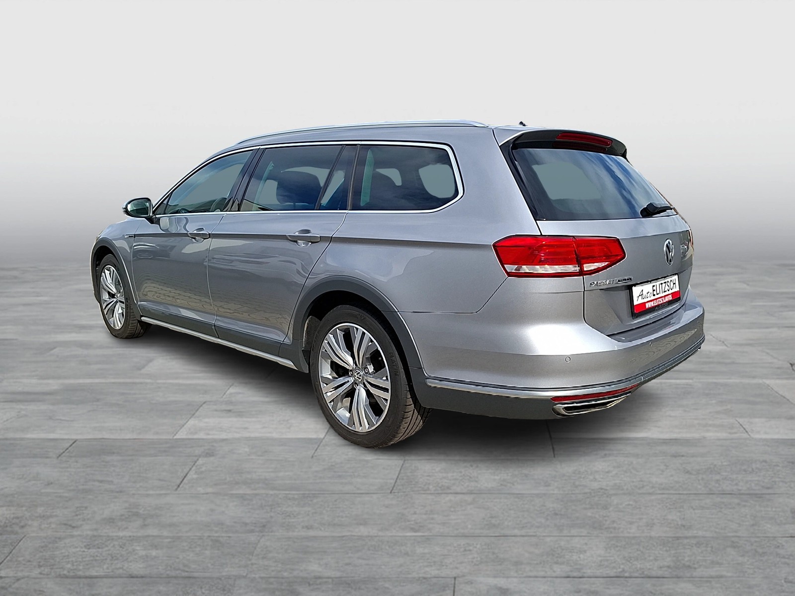 Fahrzeugabbildung Volkswagen Passat Variant TSI Alltrack DSG 4M LED Navi ACC RFK SH 18