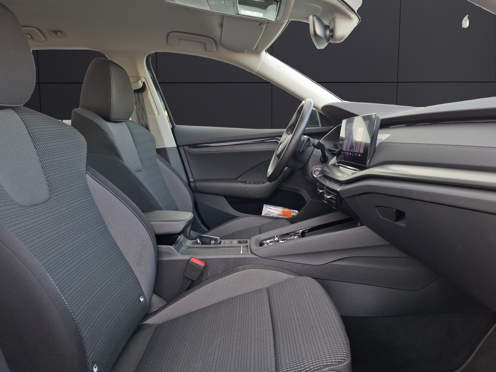 Fahrzeugabbildung SKODA Octavia Combi TDI Ambition DSG LED Navi ACC PDC SH LM