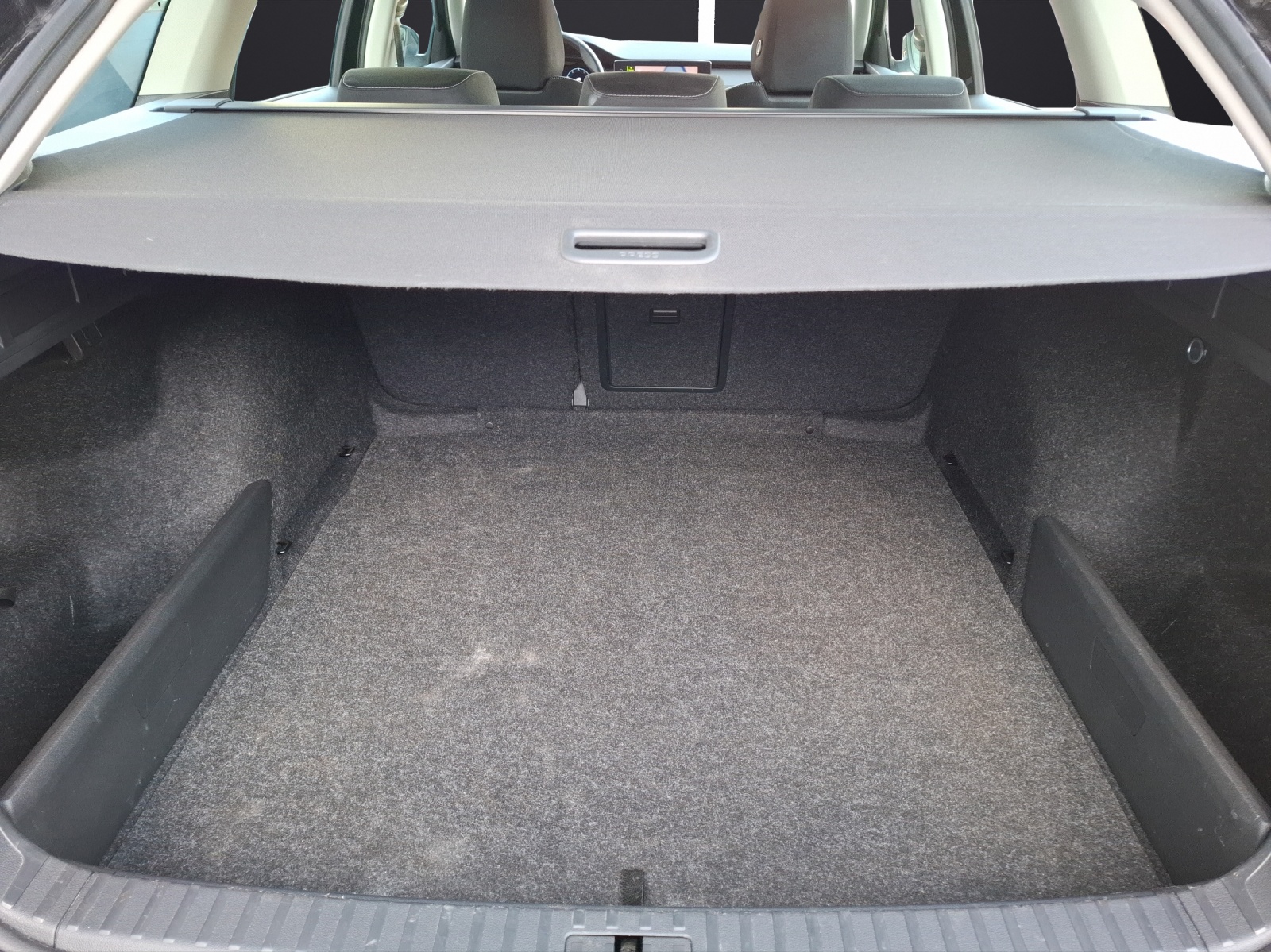 Fahrzeugabbildung SKODA Octavia Combi TDI Ambition DSG LED Navi ACC PDC SH LM