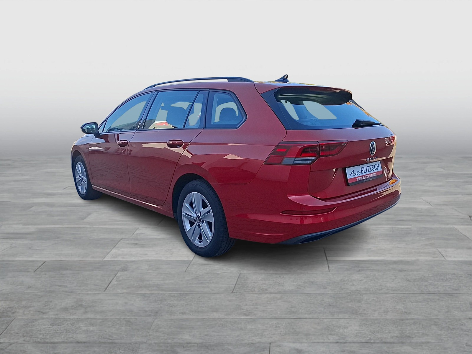 Fahrzeugabbildung Volkswagen Golf VIII Variant TDI Life LED Navi AID ACC PDC SH