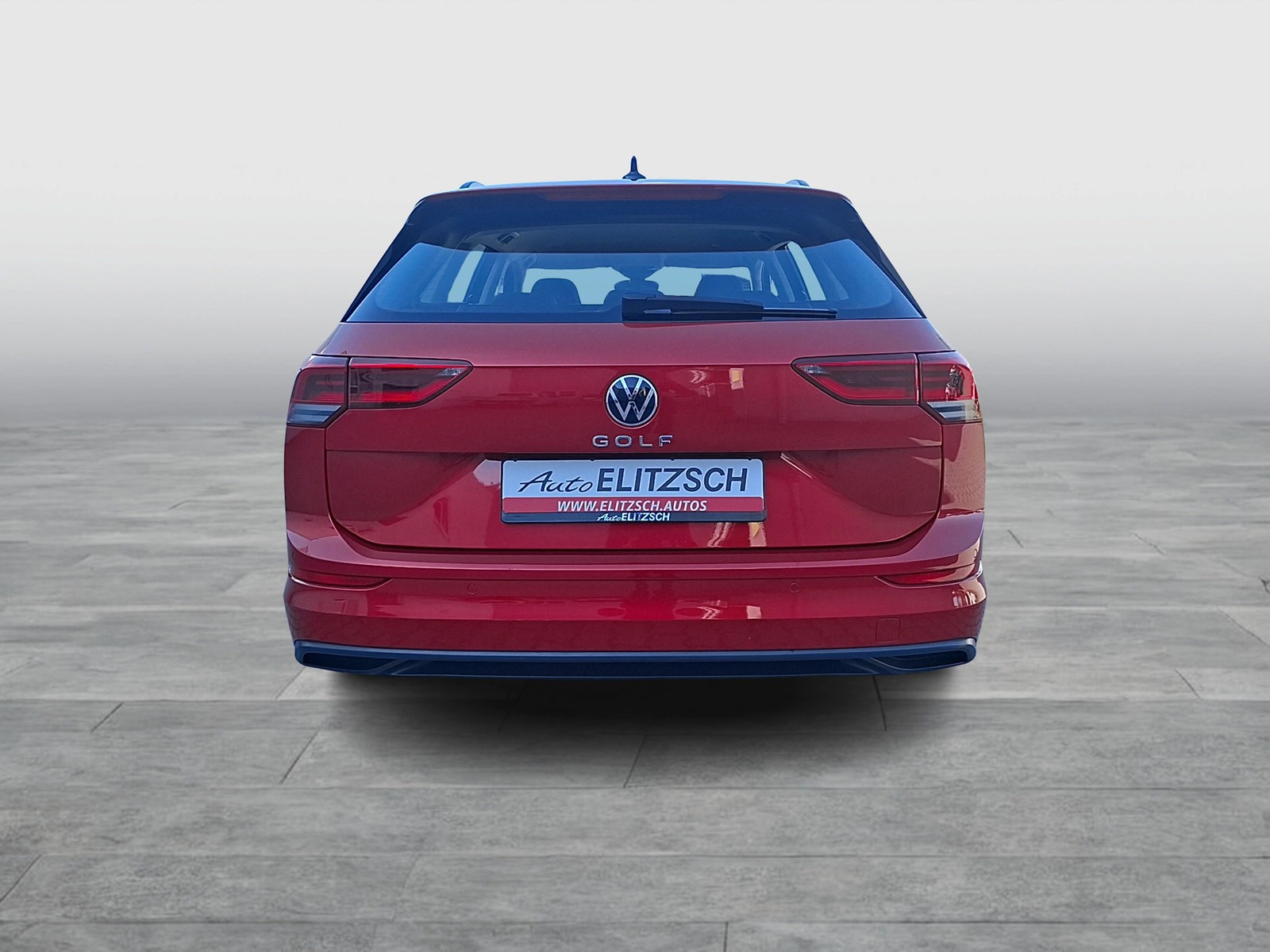 Fahrzeugabbildung Volkswagen Golf VIII Variant TDI Life LED Navi AID ACC PDC SH
