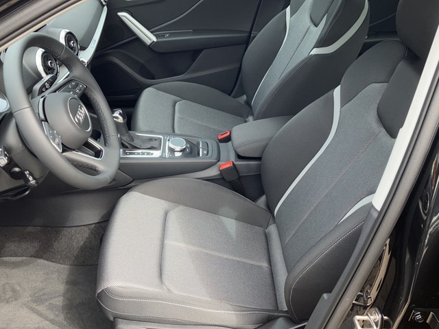 Fahrzeugabbildung Audi Q2 35 TFSI advanced S tronic LED Klima-Komfortpaket