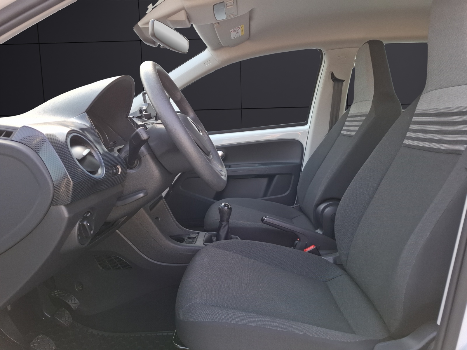 Fahrzeugabbildung Volkswagen up! 1.0 Basis Klima DAB SH