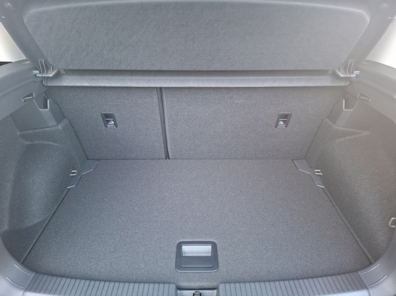 Fahrzeugabbildung Volkswagen T-Cross Energy TSI DSG LED ACC SH RearView AppConnect Climatronic DAB+