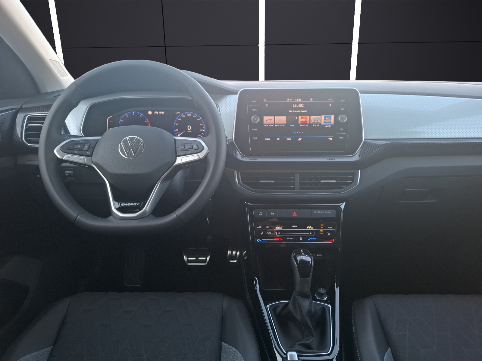 Fahrzeugabbildung Volkswagen T-Cross Energy TSI DSG LED ACC SH RearView AppConnect Climatronic DAB+