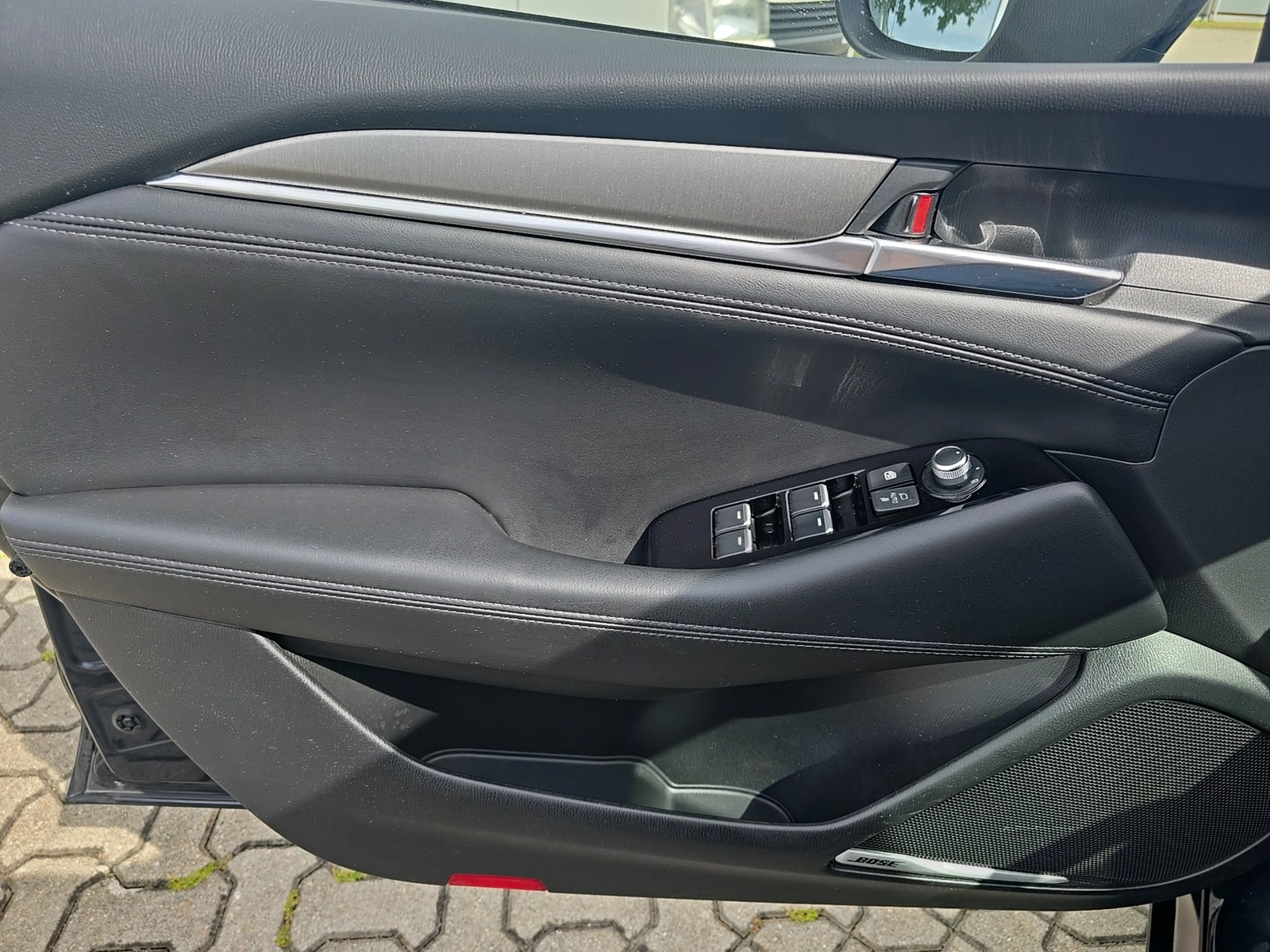 Fahrzeugabbildung Mazda 6 Kombi Sports-Line Matrix Navi HUD RFK SHZ