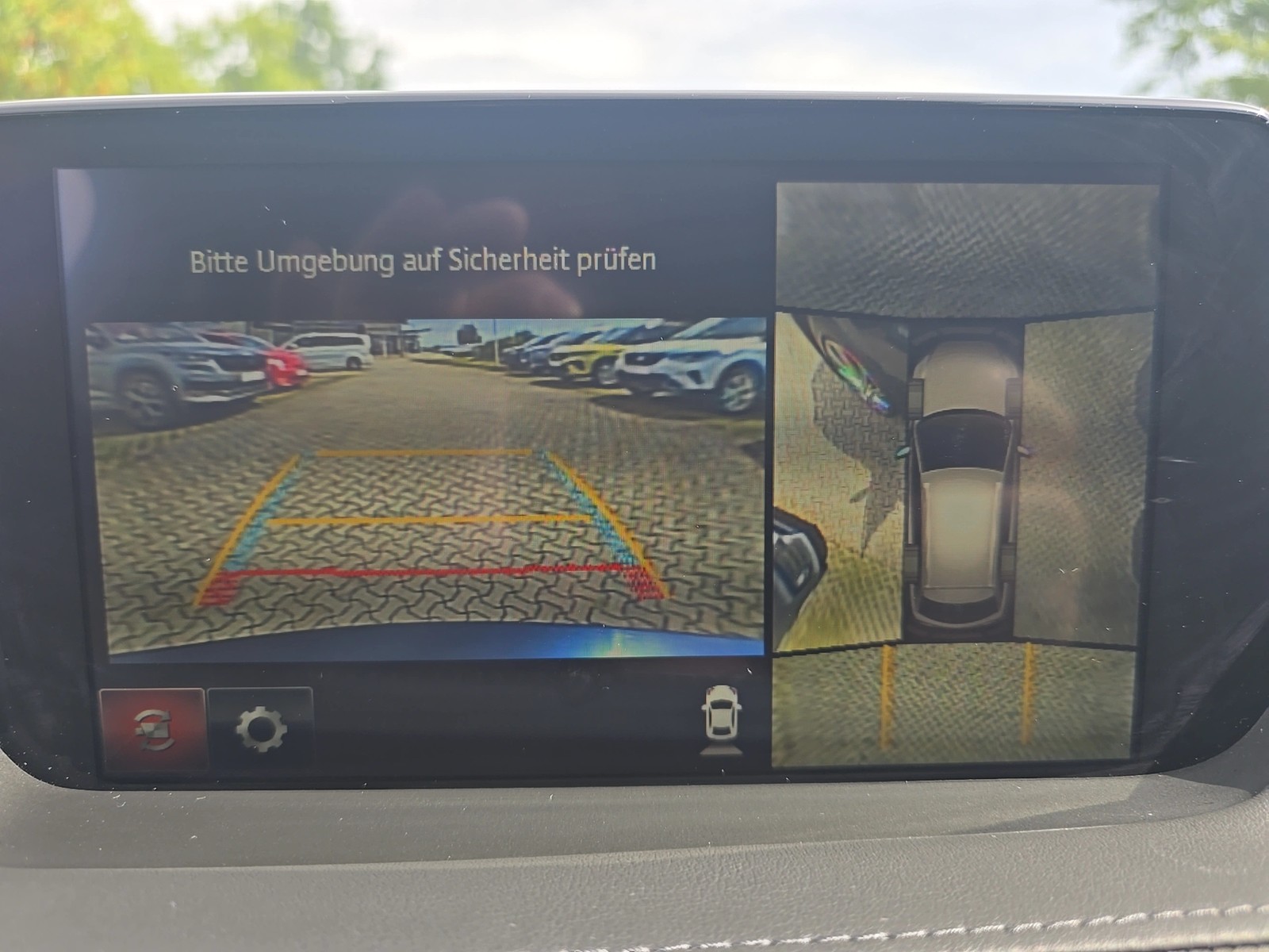 Fahrzeugabbildung Mazda 6 Kombi Sports-Line Matrix Navi HUD RFK SHZ