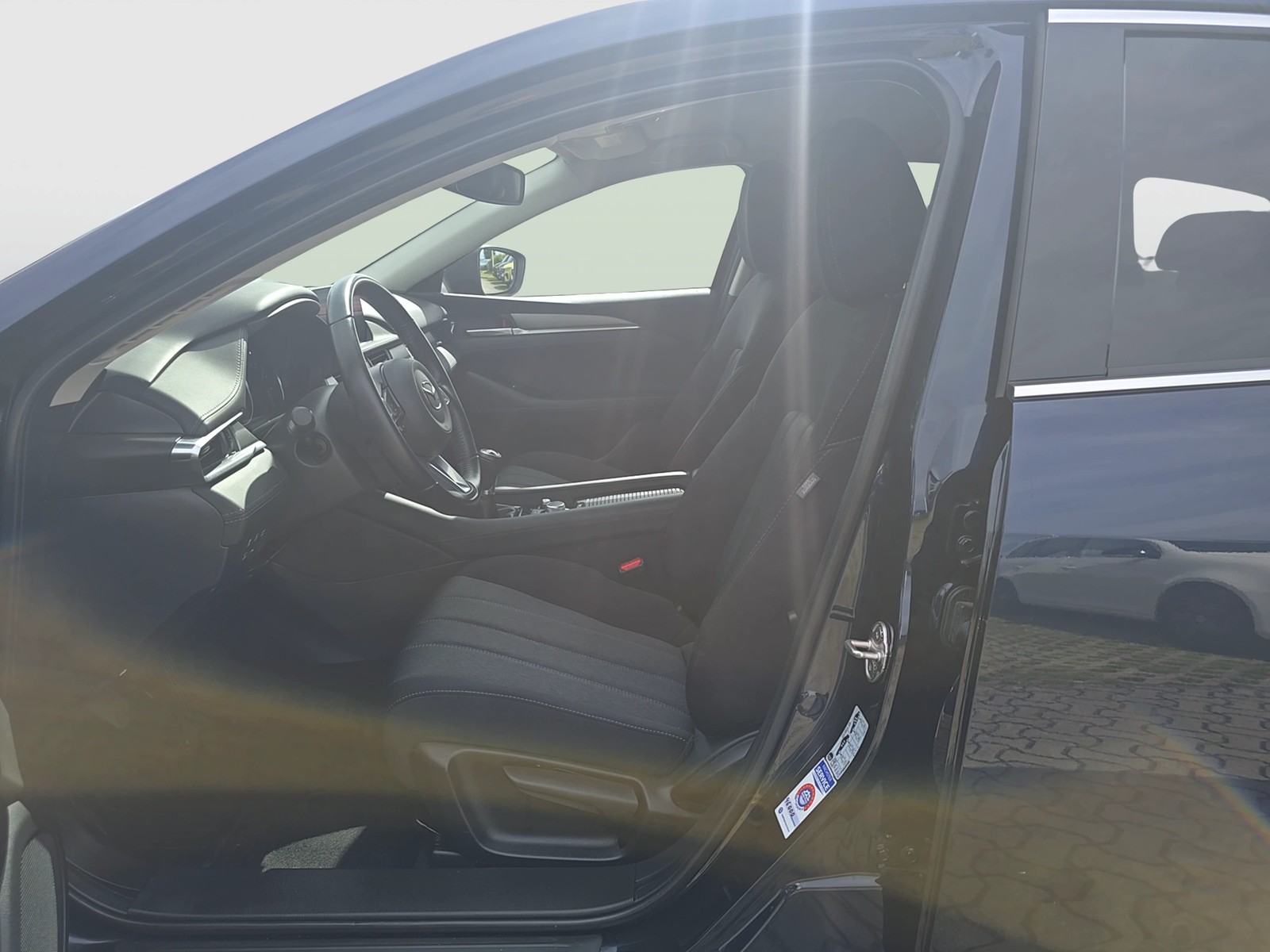 Fahrzeugabbildung Mazda 6 Kombi Sports-Line Matrix Navi HUD RFK SHZ