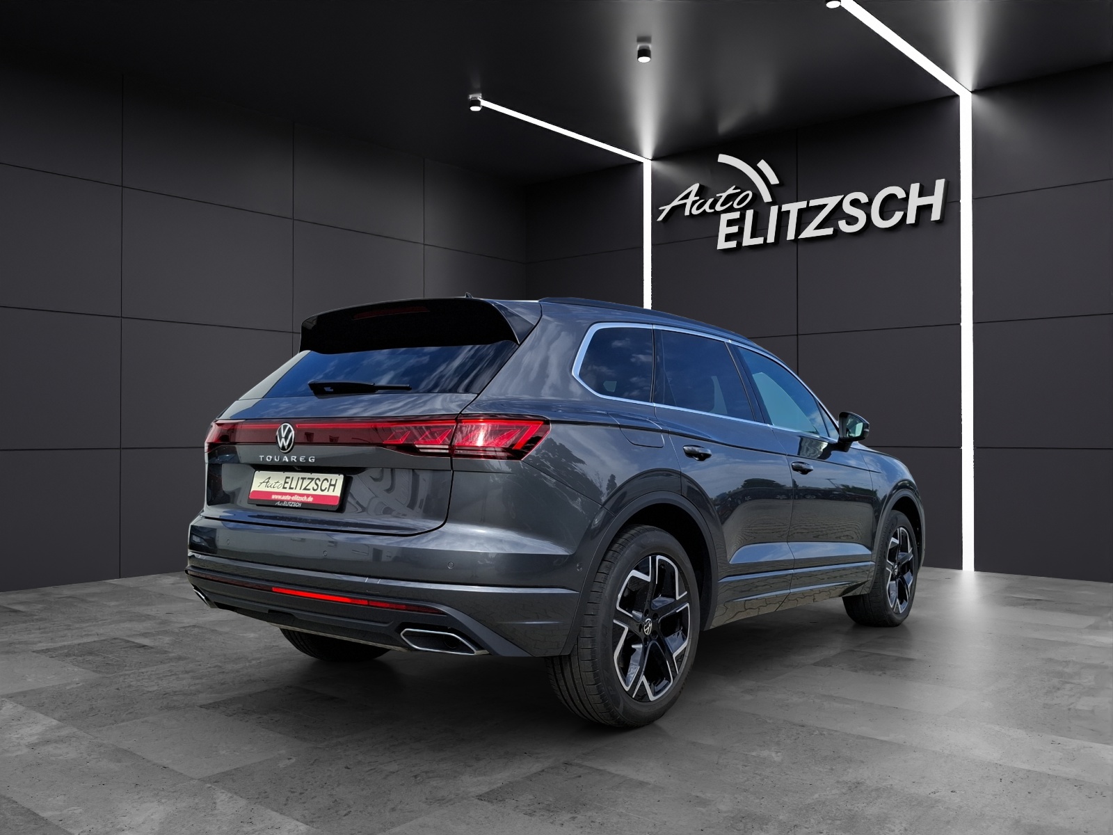 Fahrzeugabbildung Volkswagen Touareg Edition StandHZG LUFT Matrix AHK Leder Zuziehhilfe AkkustikPaket Kamera ACC