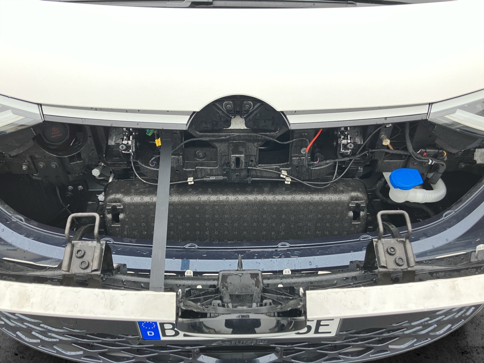 Fahrzeugabbildung Volkswagen ID.Buzz Cargo KLIMA DAB AHK ACC