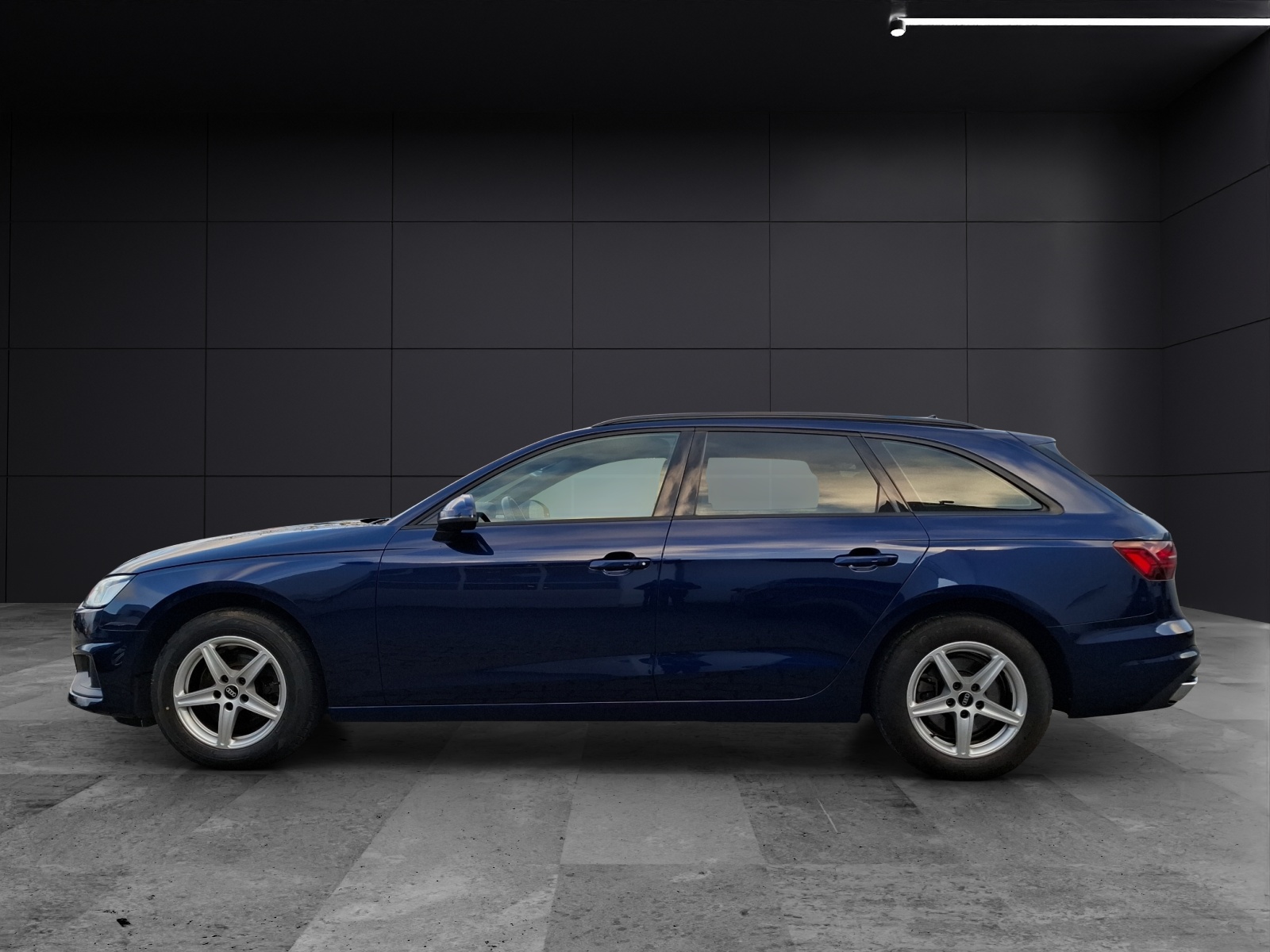 Fahrzeugabbildung Audi A4 Avant 35 TDI S-tronic LED Navi AID GRA RFK Leder SH