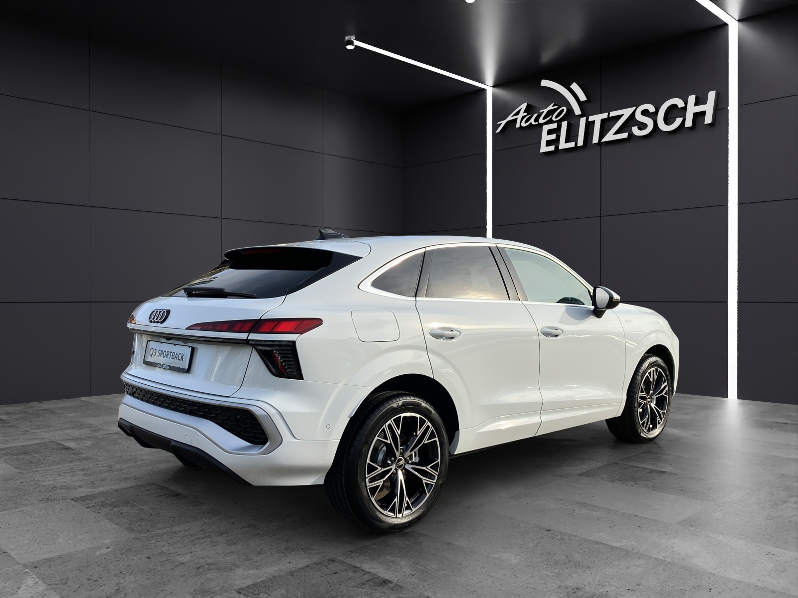 Fahrzeugabbildung Audi Q3 Sportback e-hybrid 200 kW