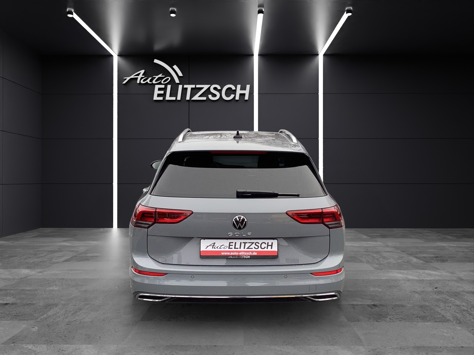 Fahrzeugabbildung Volkswagen Golf VIII Variant TSI Move LED ACC AID NAVI PDC SHZ LM