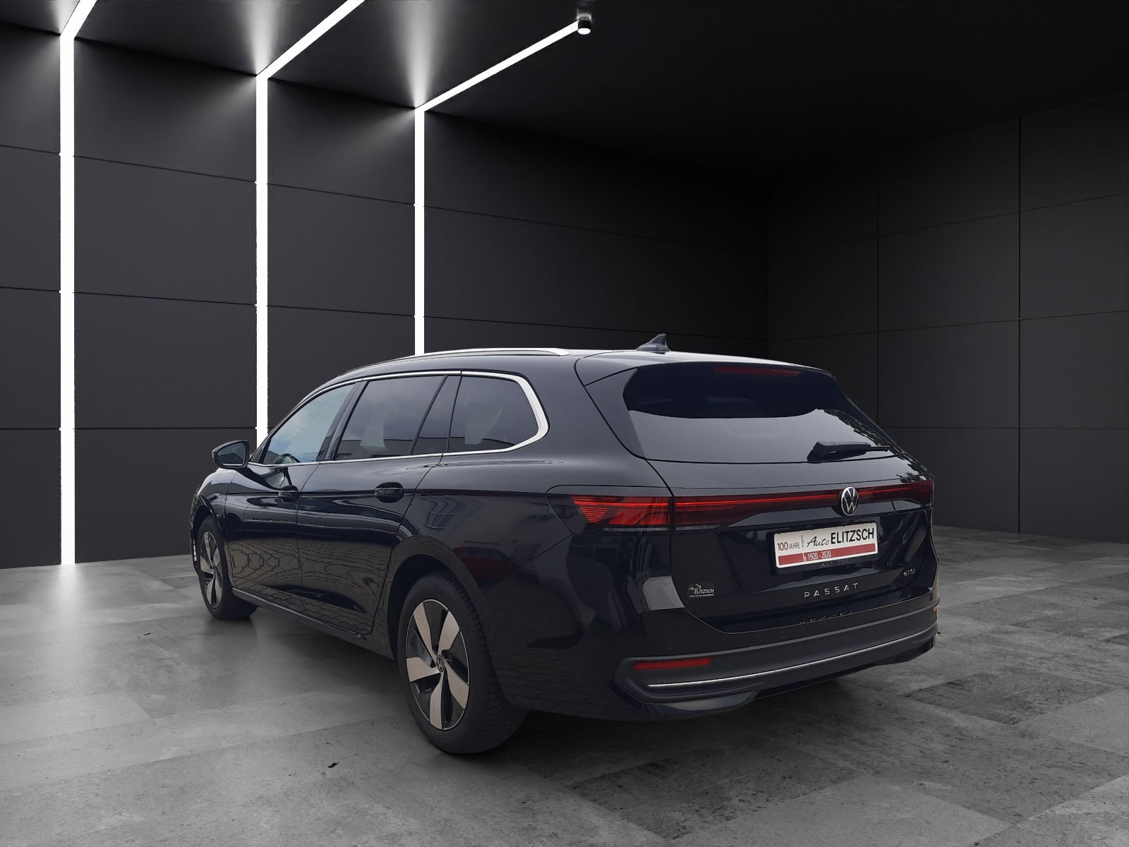Fahrzeugabbildung Volkswagen Passat Variant eTSI Business DSG LED AHK Navi AID ACC RFK SH