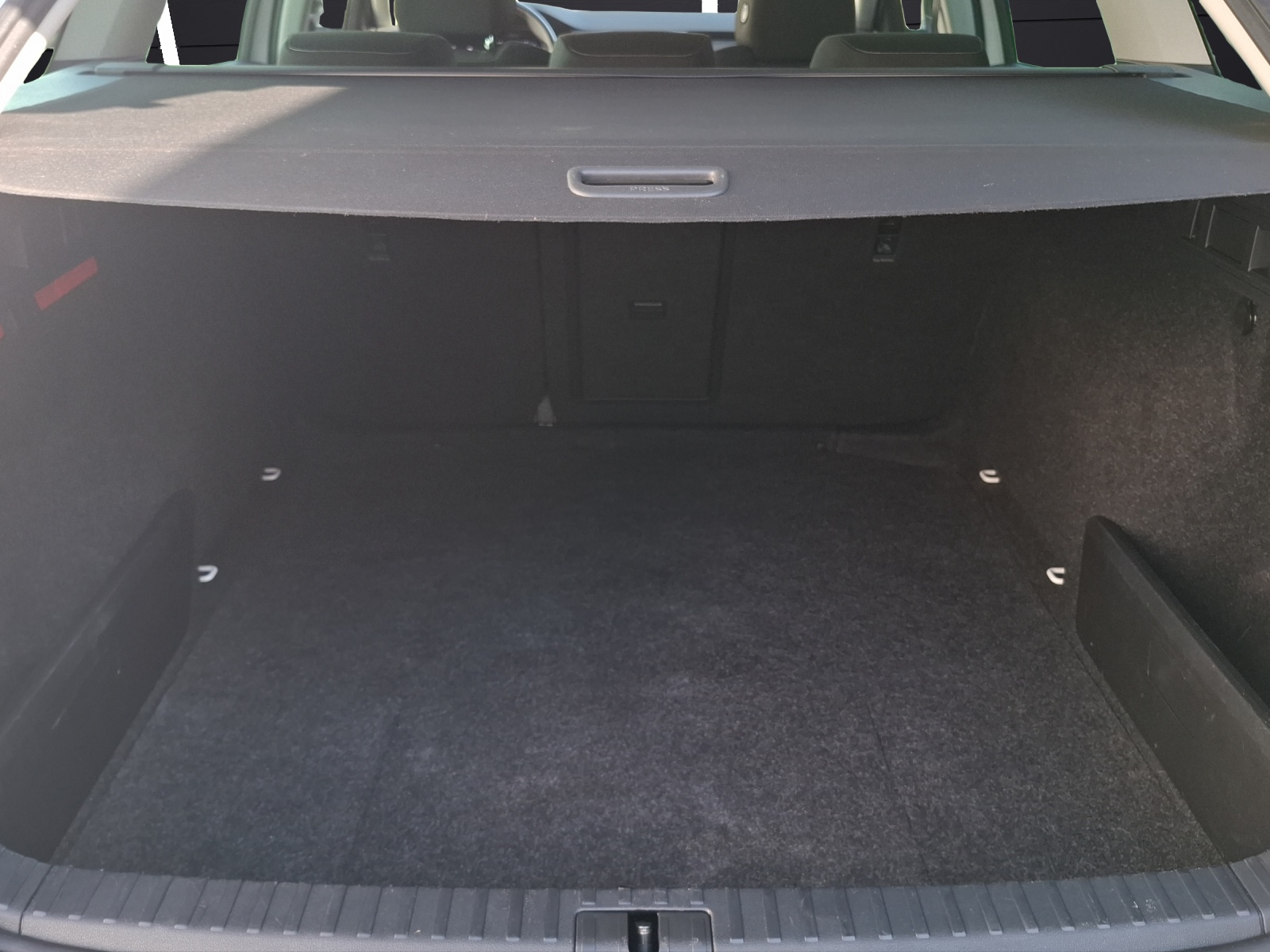 Fahrzeugabbildung SKODA Octavia Combi TDI First-Edition DSG Standhzg. LED Navi ACC RFK SH