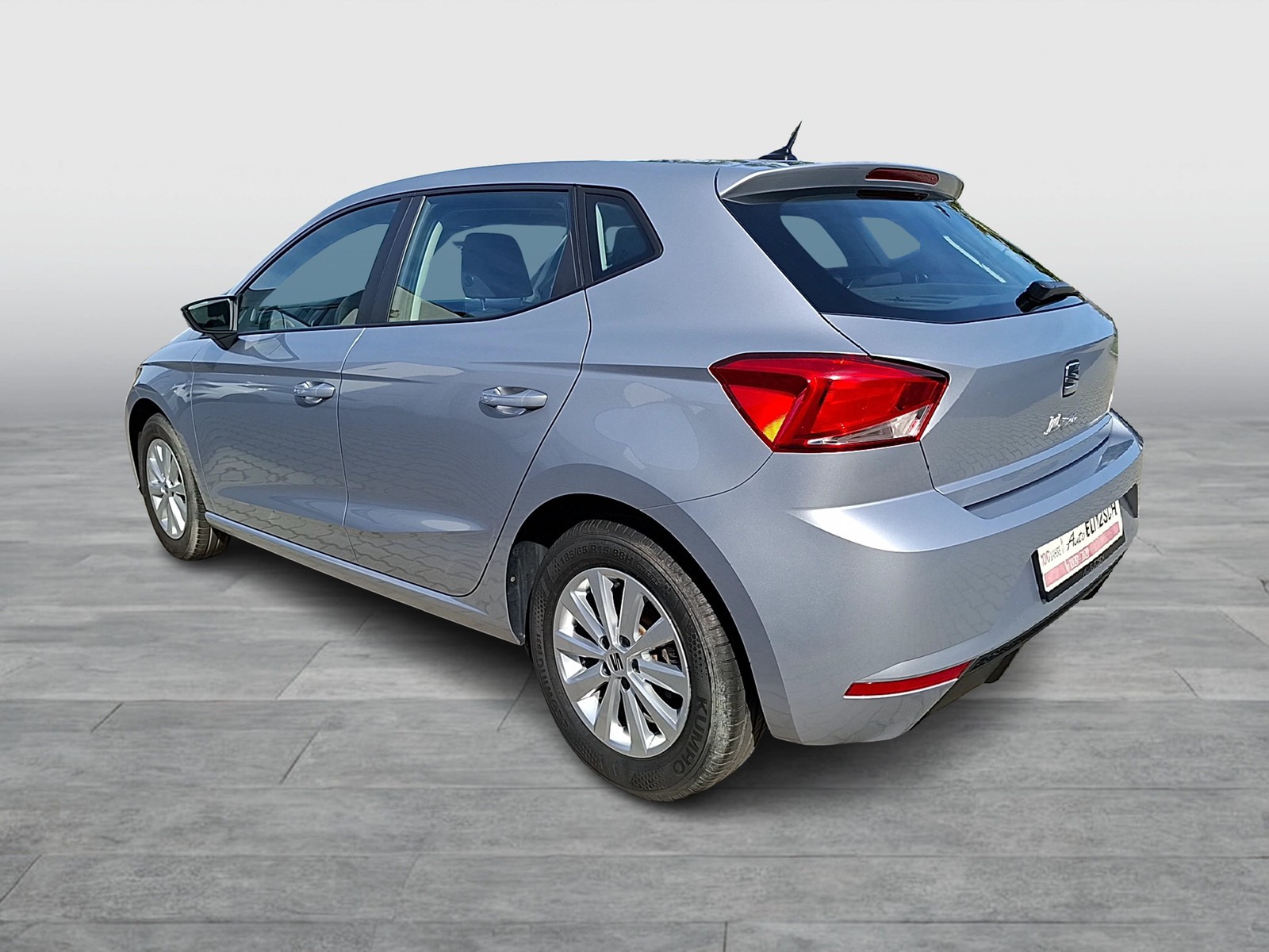 Fahrzeugabbildung SEAT Ibiza TSI Style LED AID DAB GRA LM