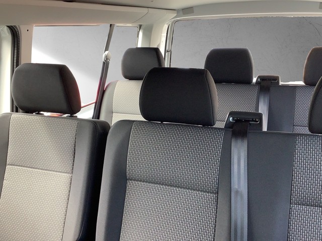 Fahrzeugabbildung Volkswagen T6 Kombi T6.1 TDI 9-Sitzer LR SITZH. PDC KLIMA