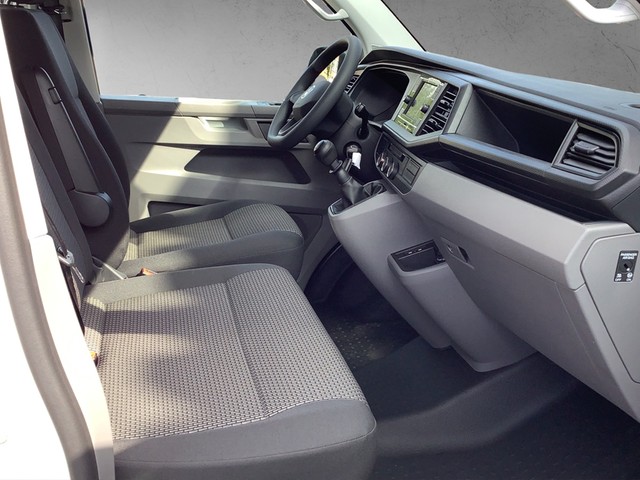 Fahrzeugabbildung Volkswagen T6 Kombi T6.1 TDI 9-Sitzer LR SITZH. PDC KLIMA
