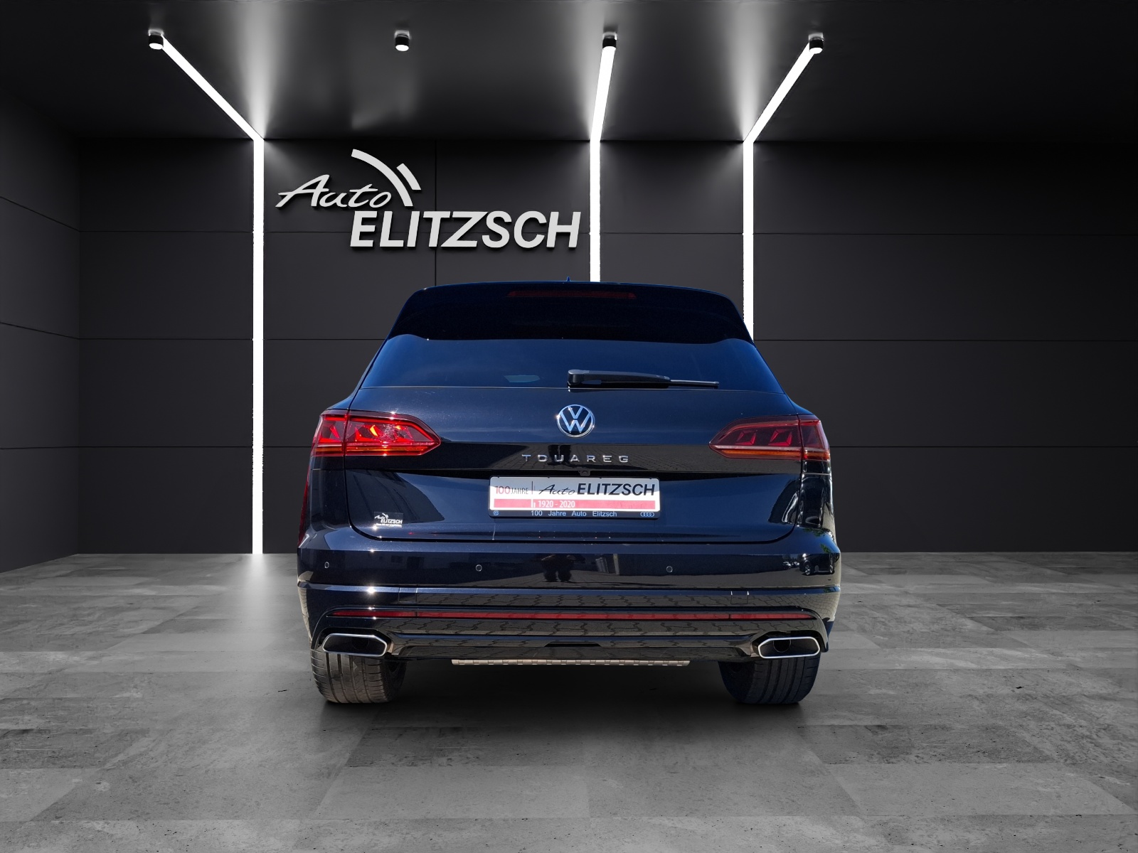 Fahrzeugabbildung Volkswagen Touareg TDI R-Line 4M Black-Style Matrix AHK AID ACC 360° 20