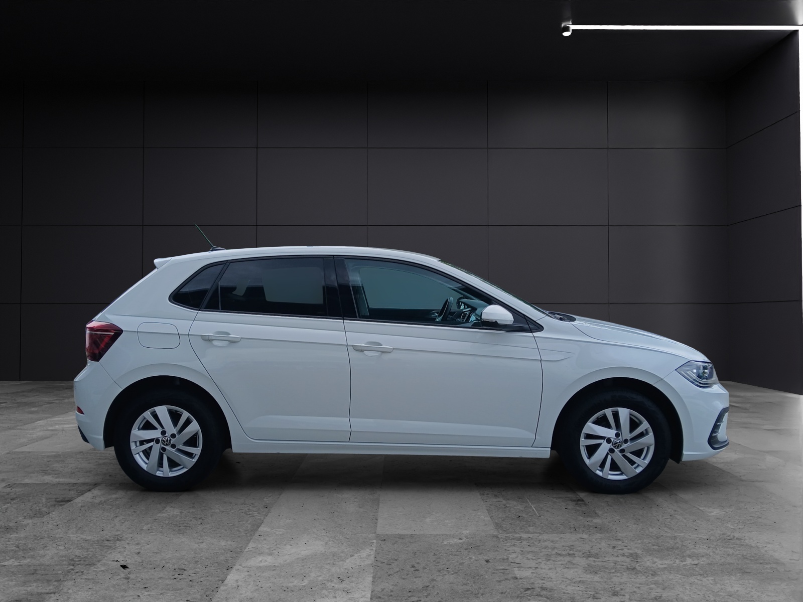 Fahrzeugabbildung Volkswagen Polo TSI Style Matrix Navi AID ACC PDC SH LM