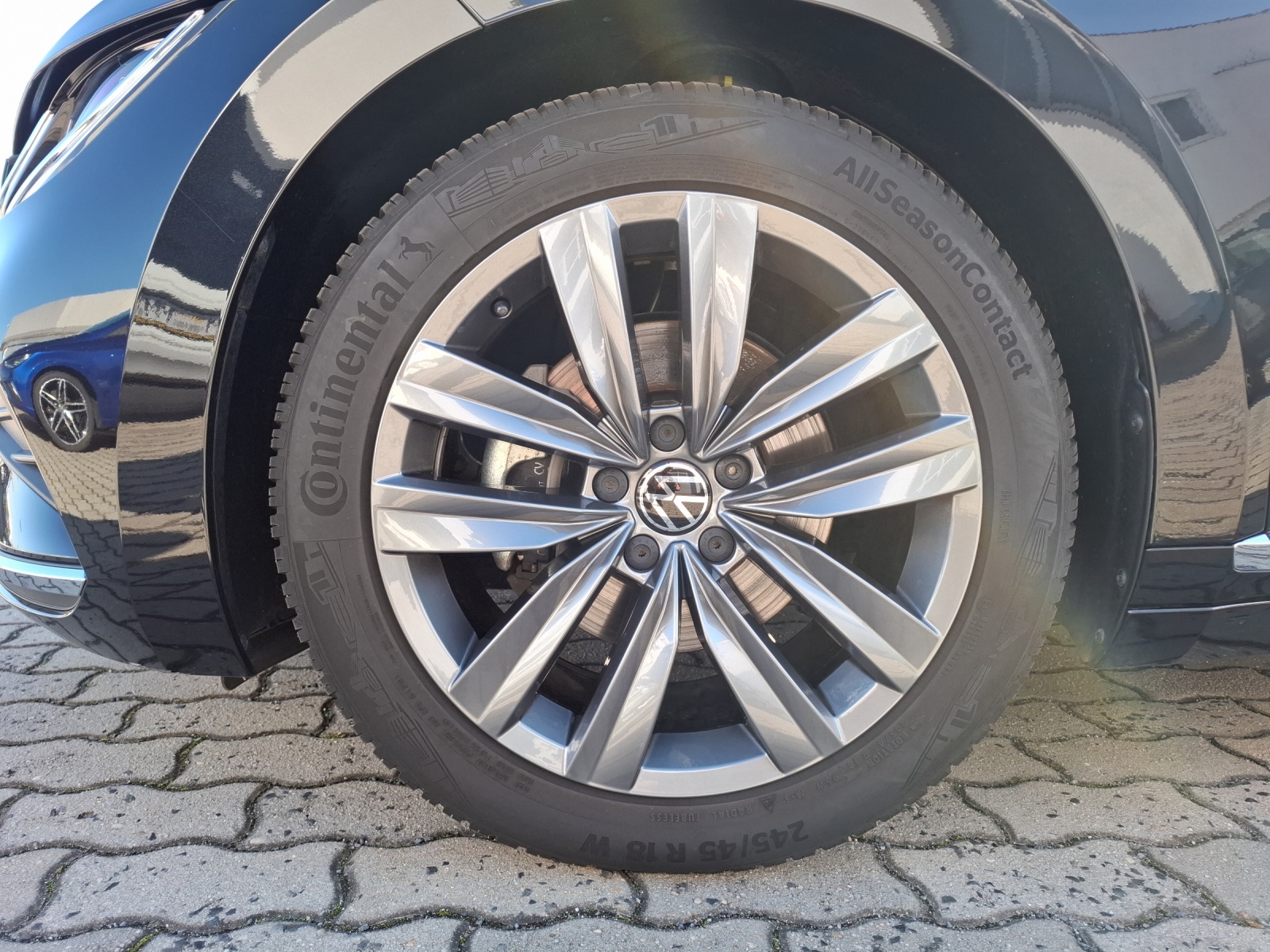 Fahrzeugabbildung Volkswagen Arteon SB TDI Elegance DSG LED AHK NAvi AID ACC RFK SH