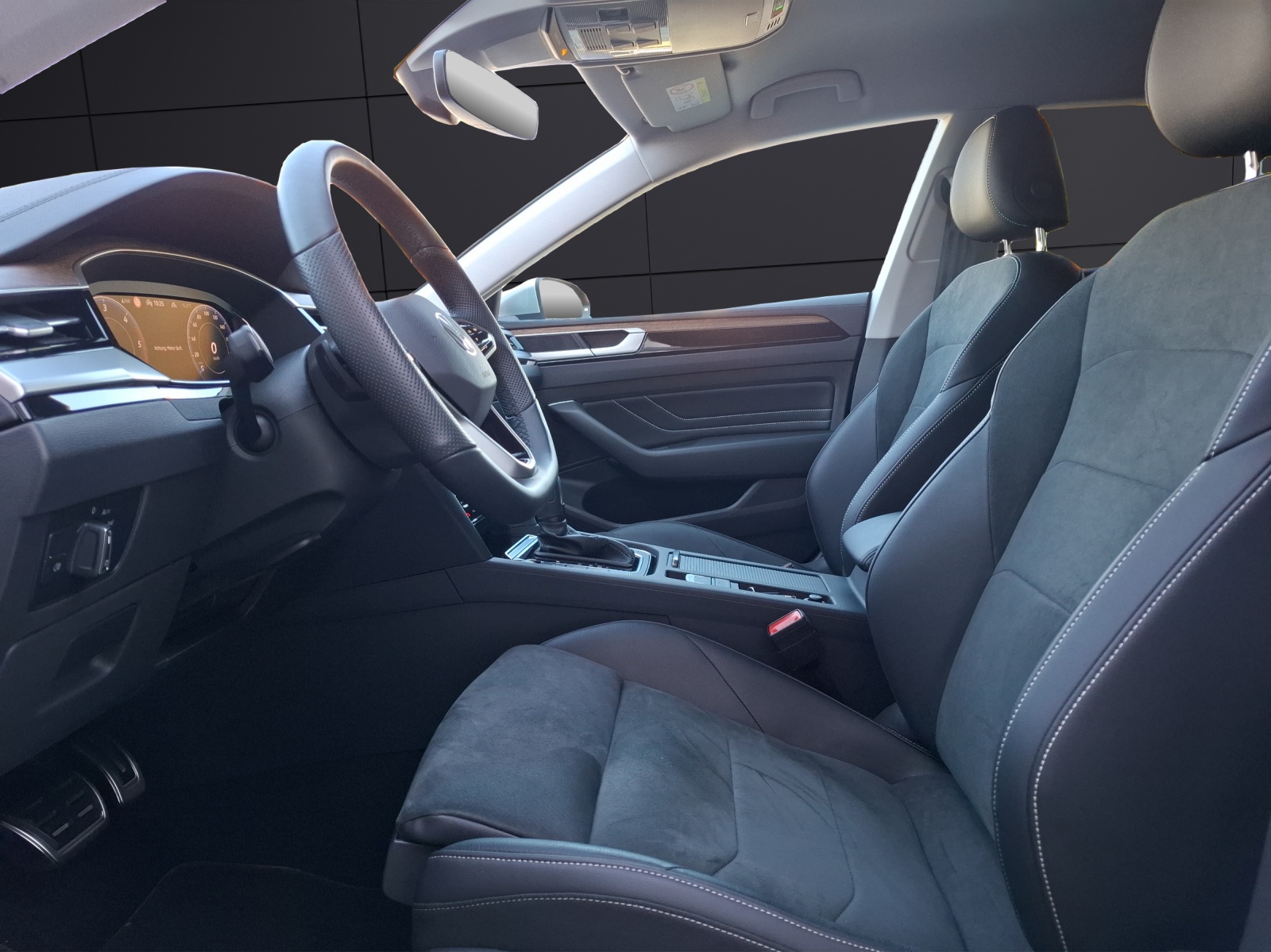Fahrzeugabbildung Volkswagen Arteon SB TDI Elegance DSG LED AHK NAvi AID ACC RFK SH