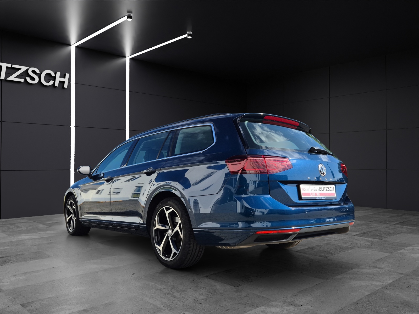 Fahrzeugabbildung Volkswagen Passat Variant TSI Business DSG Matrix Navi ACC RFK SH 18