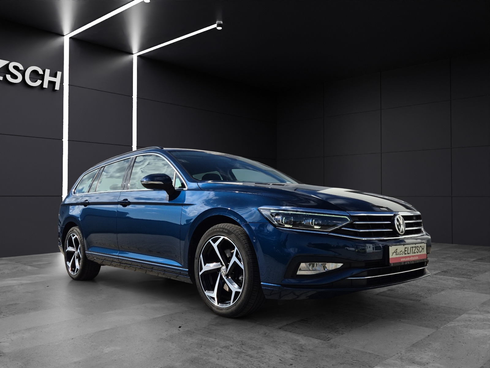Fahrzeugabbildung Volkswagen Passat Variant TSI Business DSG Matrix Navi ACC RFK SH 18