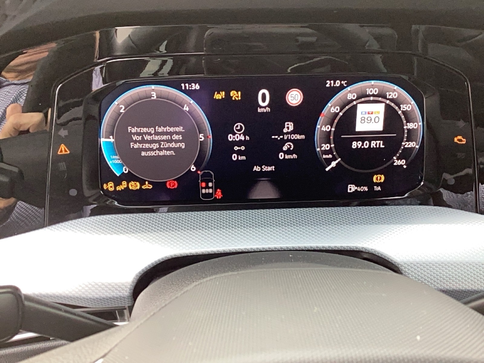 Fahrzeugabbildung Volkswagen Golf VIII TDI Energy LEDplus Navi AID ACC RFK SH
