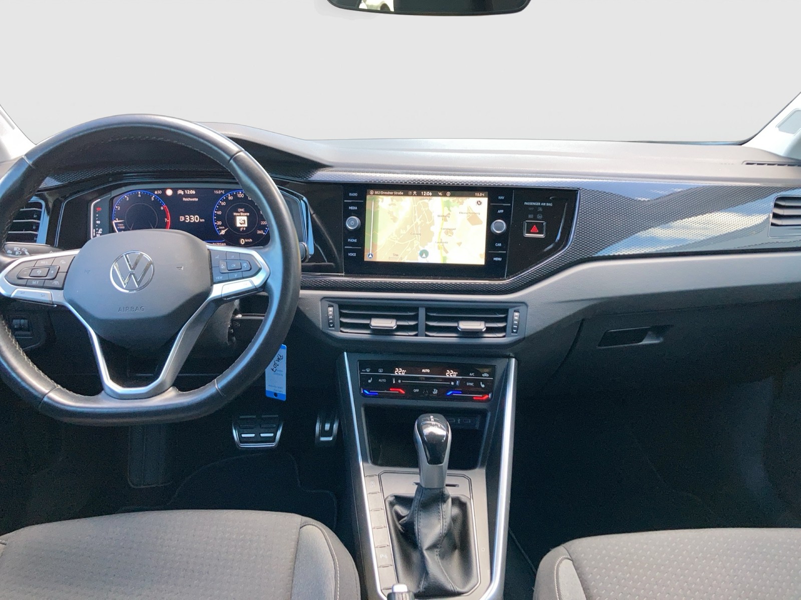 Fahrzeugabbildung Volkswagen Polo TSI Active DSG LED Navi ACC PDC SH